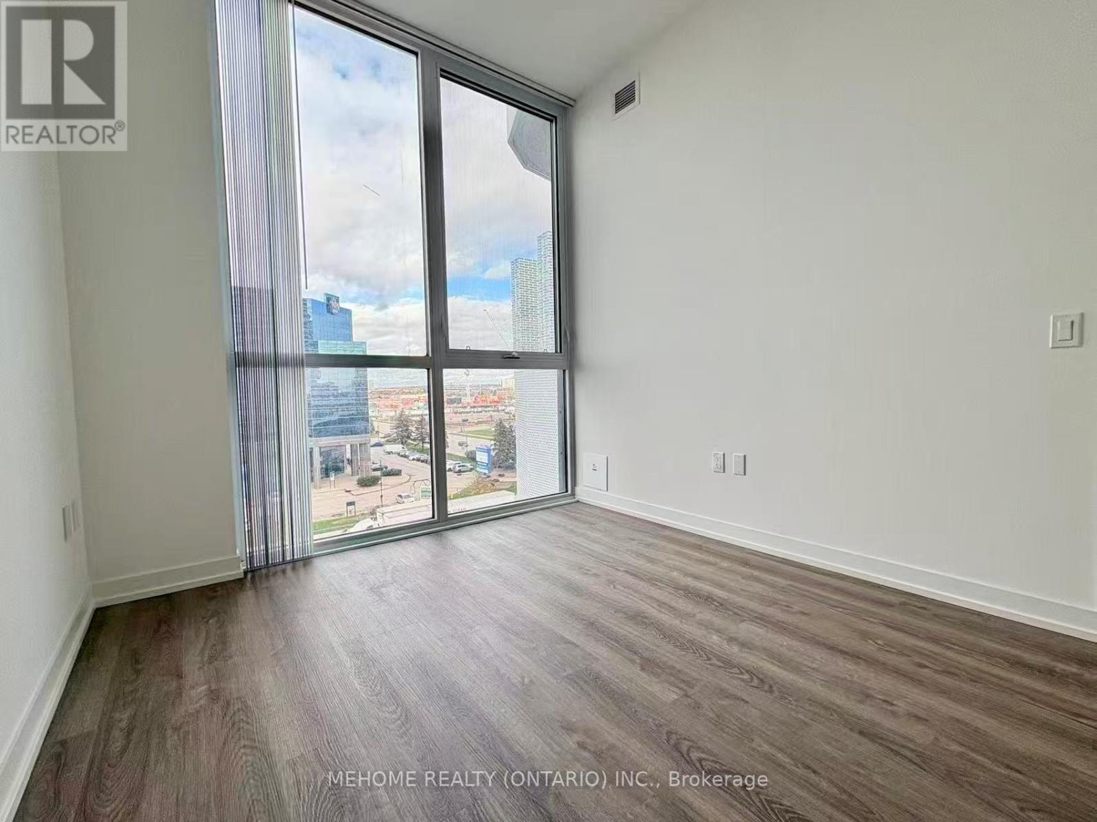 603 - 8 Interchange Way, Vaughan, Ontario  L4K 5Z7 - Photo 8 - N12519706