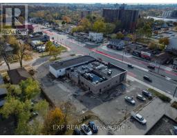 LOWER - 222 WELLINGTON STREET, London East, Ontario