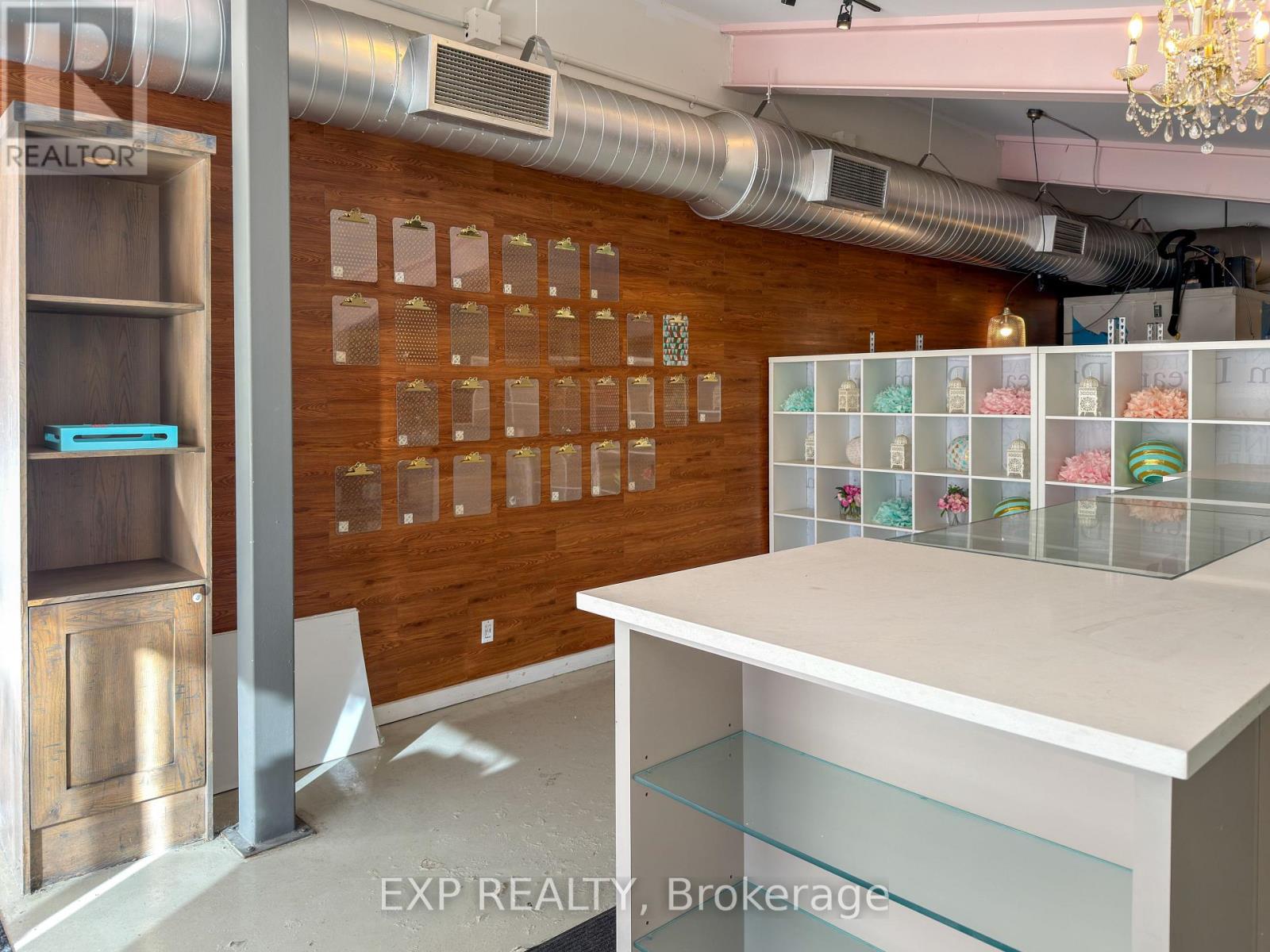 102 - 222 Wellington Street, London East, Ontario  N6B 2L3 - Photo 6 - X12519824