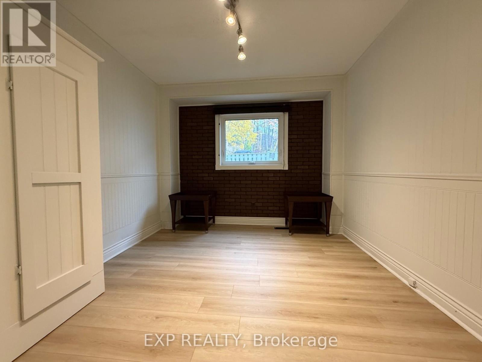 A - 58 Moore Place, Barrie, Ontario  L4N 6N8 - Photo 3 - S12519716