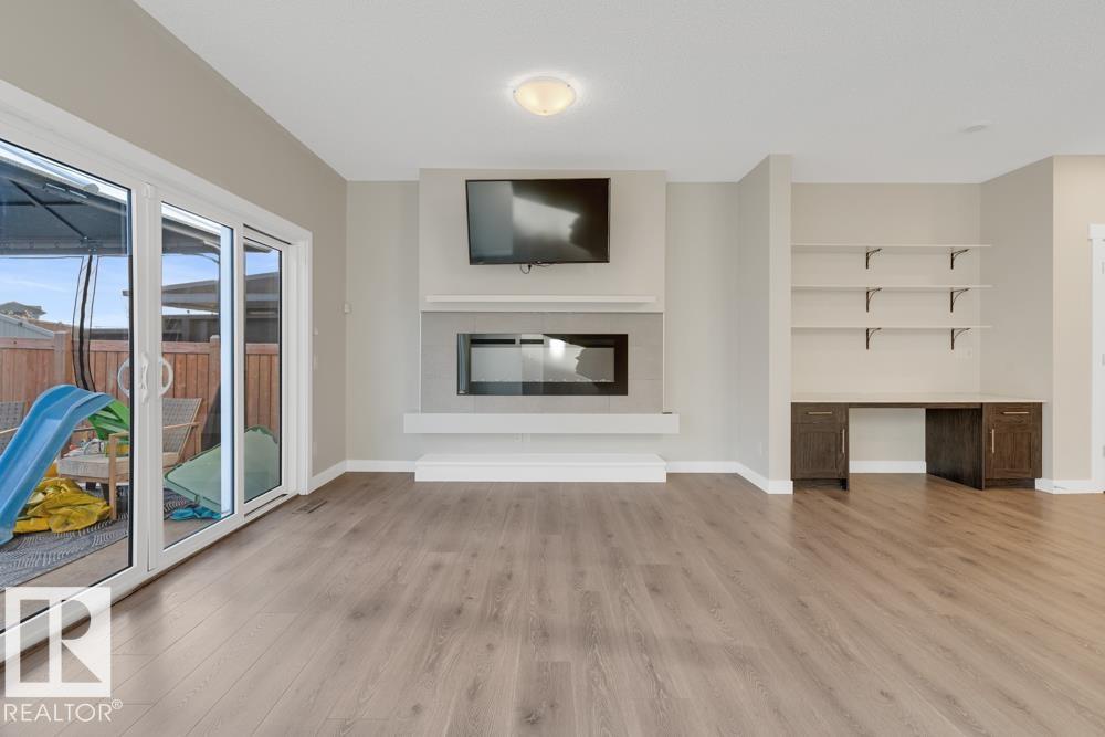 4250 Chichak Cl Sw, Edmonton, Alberta  T6W 4B4 - Photo 11 - E4465011