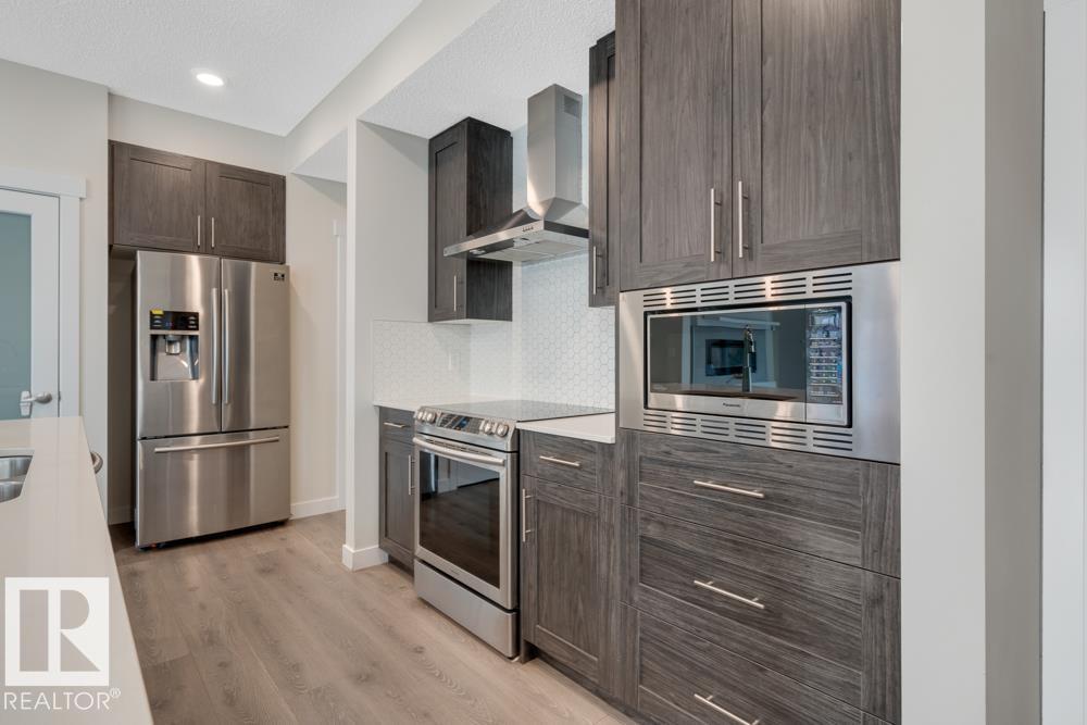 4250 Chichak Cl Sw, Edmonton, Alberta  T6W 4B4 - Photo 6 - E4465011