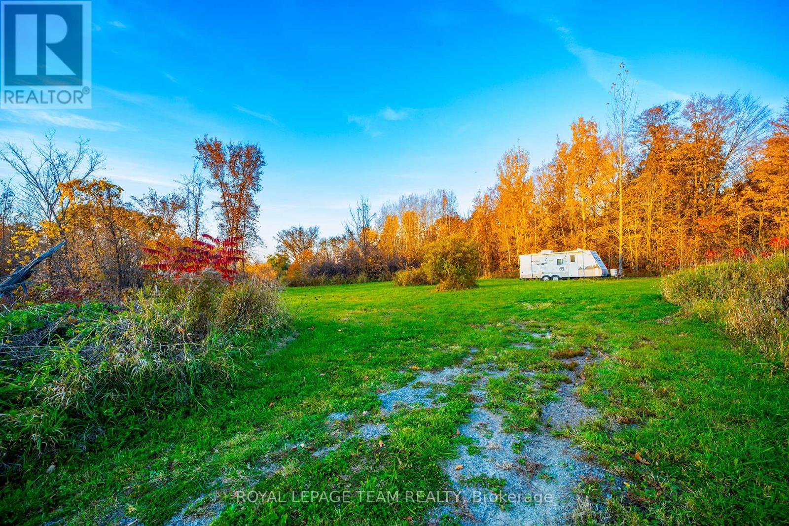 1201 Dunning Road, Ottawa, Ontario A1A 1A1 - Photo 5 - X12519776