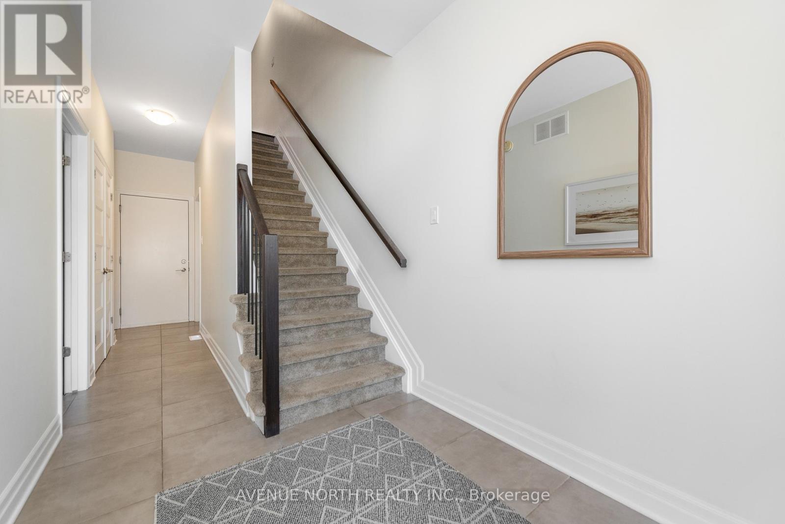 938 Woodroffe Avenue, Ottawa, Ontario  K2A 3R7 - Photo 6 - X12519778