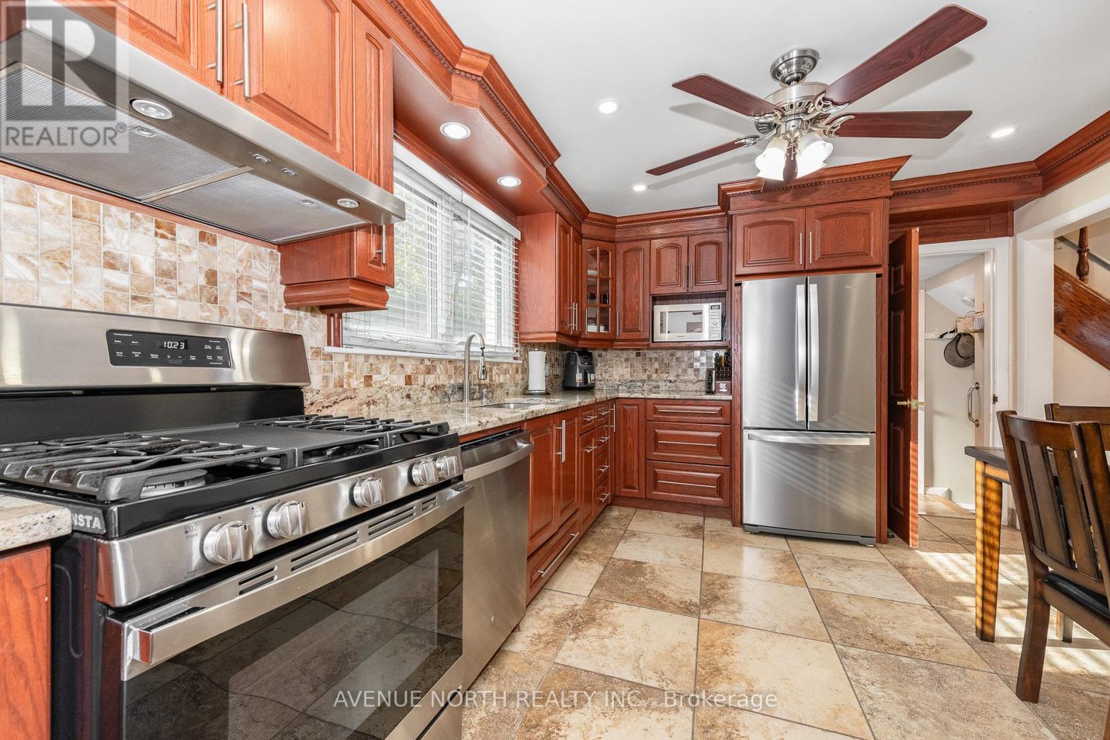 1282 Heron Road, Ottawa, Ontario  K1V 6A8 - Photo 14 - X12519784