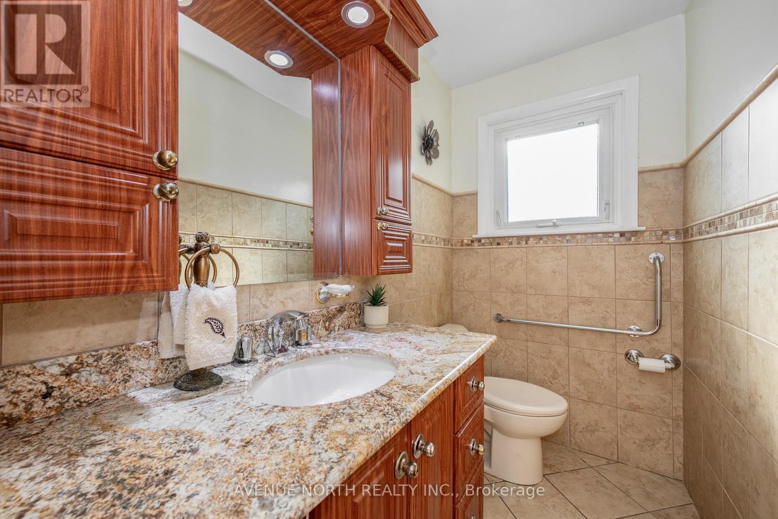 1282 Heron Road, Ottawa, Ontario  K1V 6A8 - Photo 20 - X12519784