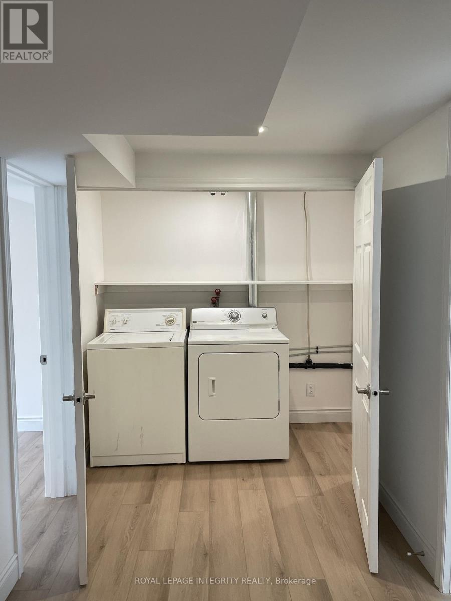 B - 32 Uxbridge Crescent, Ottawa, Ontario  K2L 1P5 - Photo 14 - X12519794