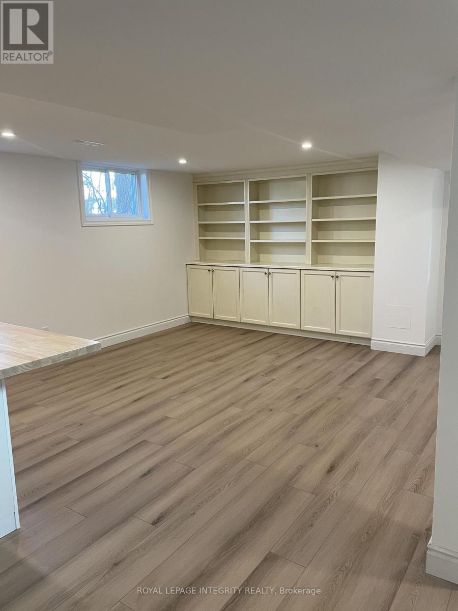 B - 32 Uxbridge Crescent, Ottawa, Ontario  K2L 1P5 - Photo 8 - X12519794