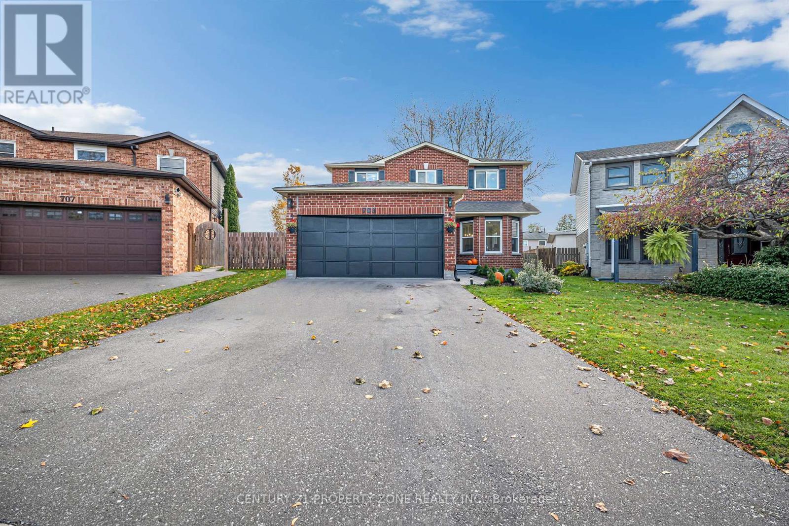 703 MOUNTJOY COURT, Oshawa, Ontario