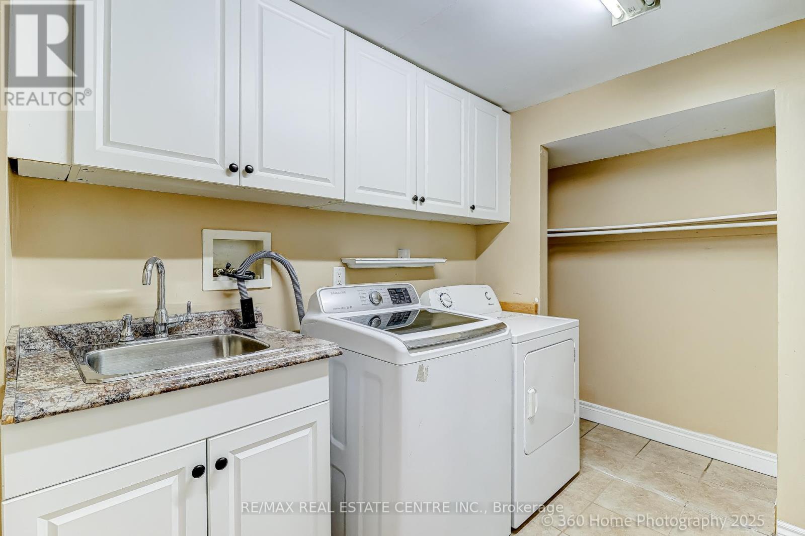 1200 Benson Street, Innisfil, Ontario  L9S 1Y4 - Photo 15 - N12504646