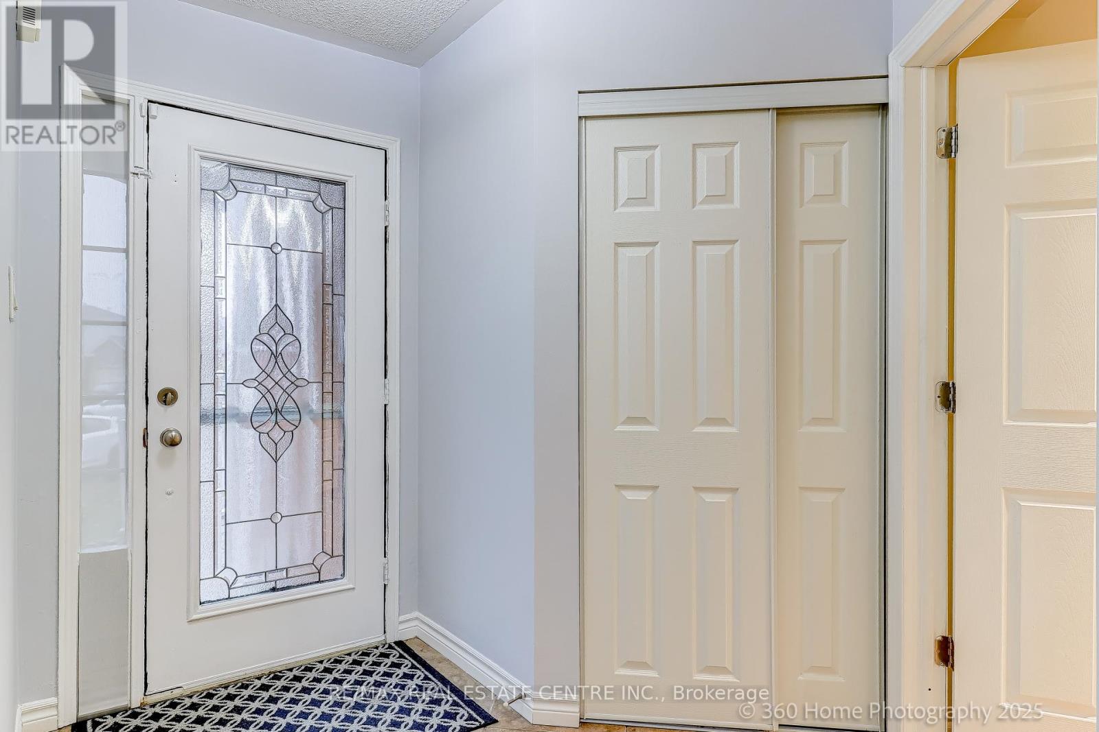 1200 Benson Street, Innisfil, Ontario  L9S 1Y4 - Photo 3 - N12504646