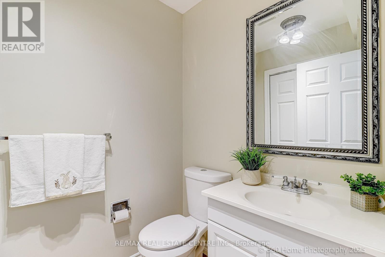 1200 Benson Street, Innisfil, Ontario  L9S 1Y4 - Photo 5 - N12504646