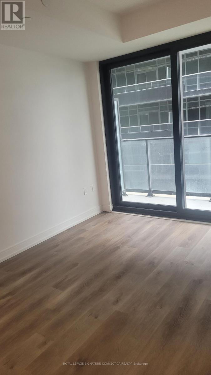 1017 - 1 Jarvis Street, Hamilton, Ontario  L8R 3R2 - Photo 6 - X12512264