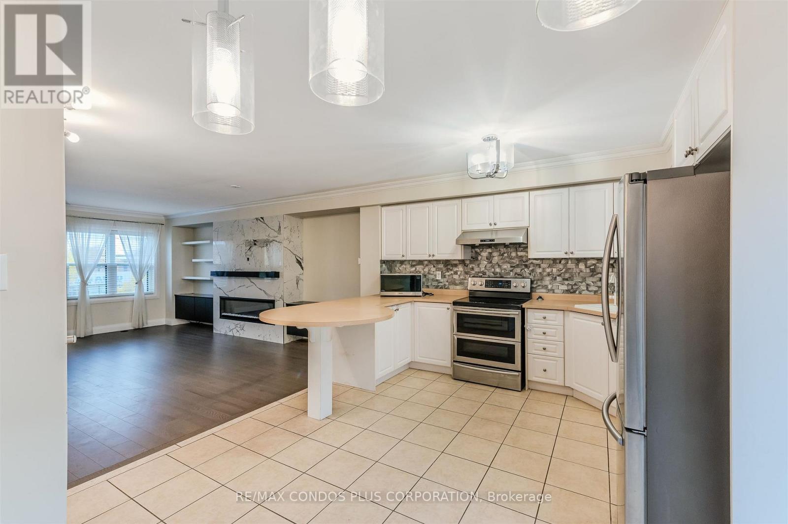 9 - 3000 Lakeshore Boulevard, Toronto, Ontario  M8V 4C9 - Photo 5 - W12519662