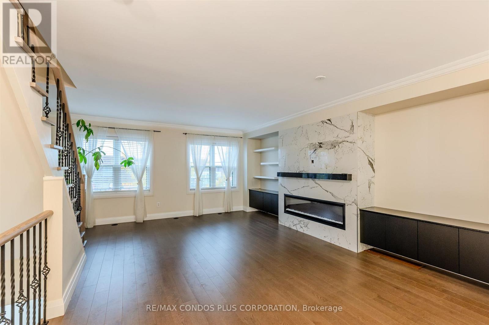 9 - 3000 Lakeshore Boulevard, Toronto, Ontario  M8V 4C9 - Photo 6 - W12519662