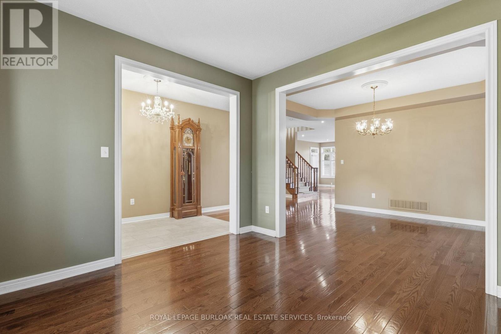 2594 Armour Crescent, Burlington, Ontario  L7M 4T3 - Photo 22 - W12519676