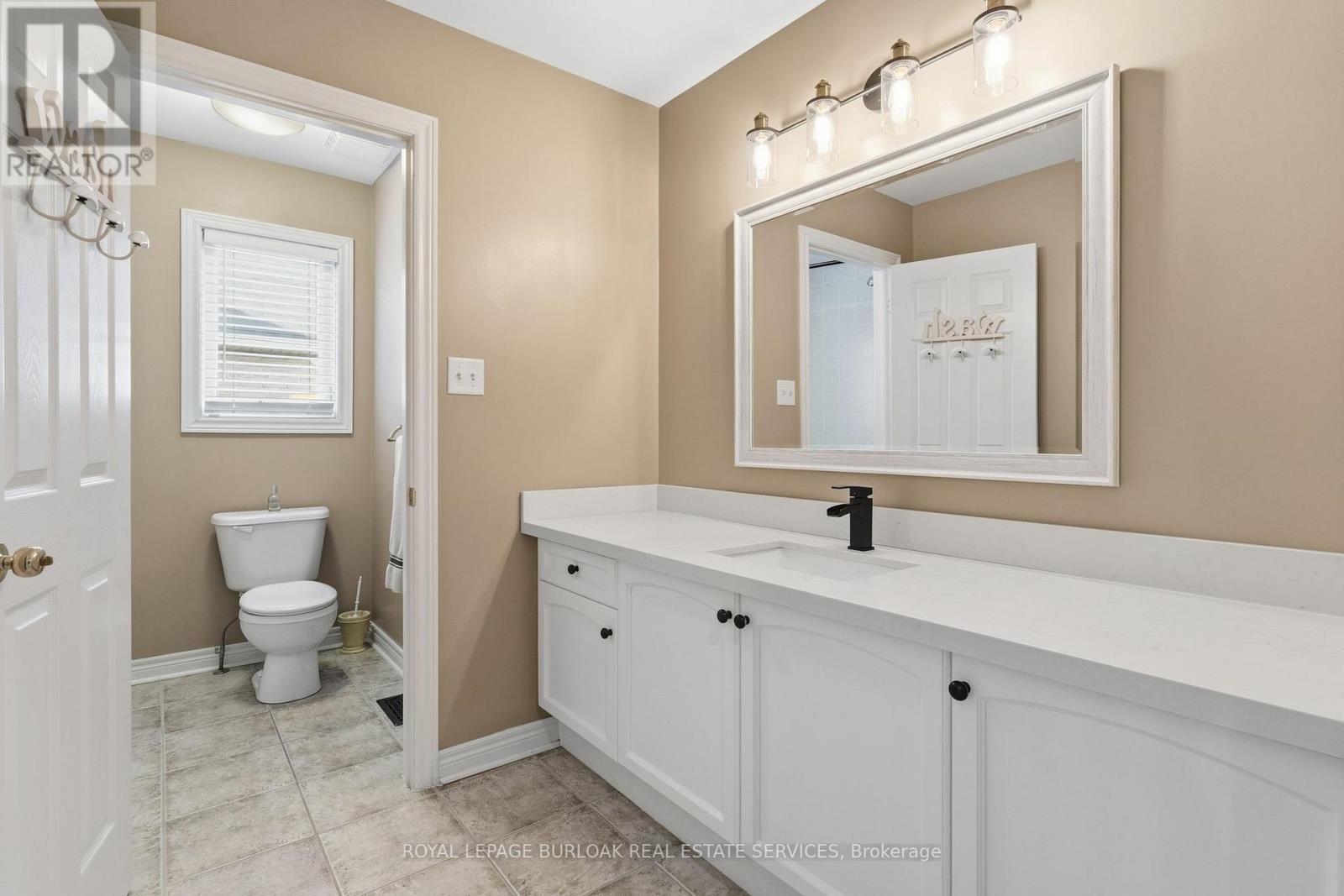 2594 Armour Crescent, Burlington, Ontario  L7M 4T3 - Photo 32 - W12519676