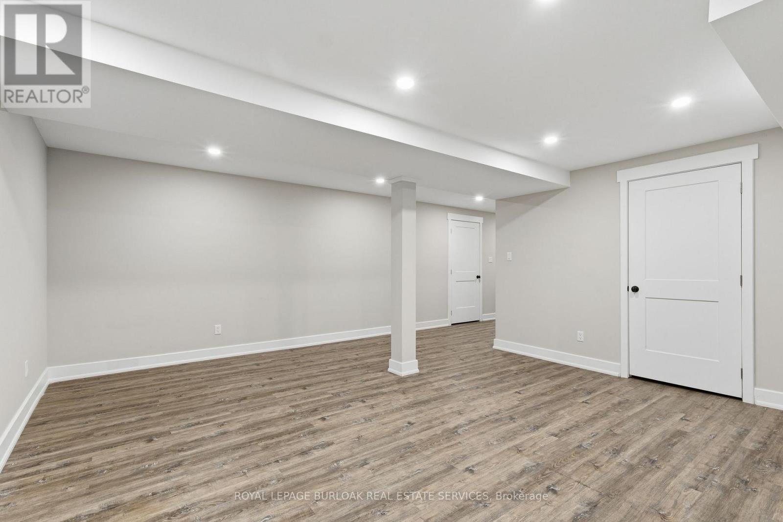 2594 Armour Crescent, Burlington, Ontario  L7M 4T3 - Photo 35 - W12519676