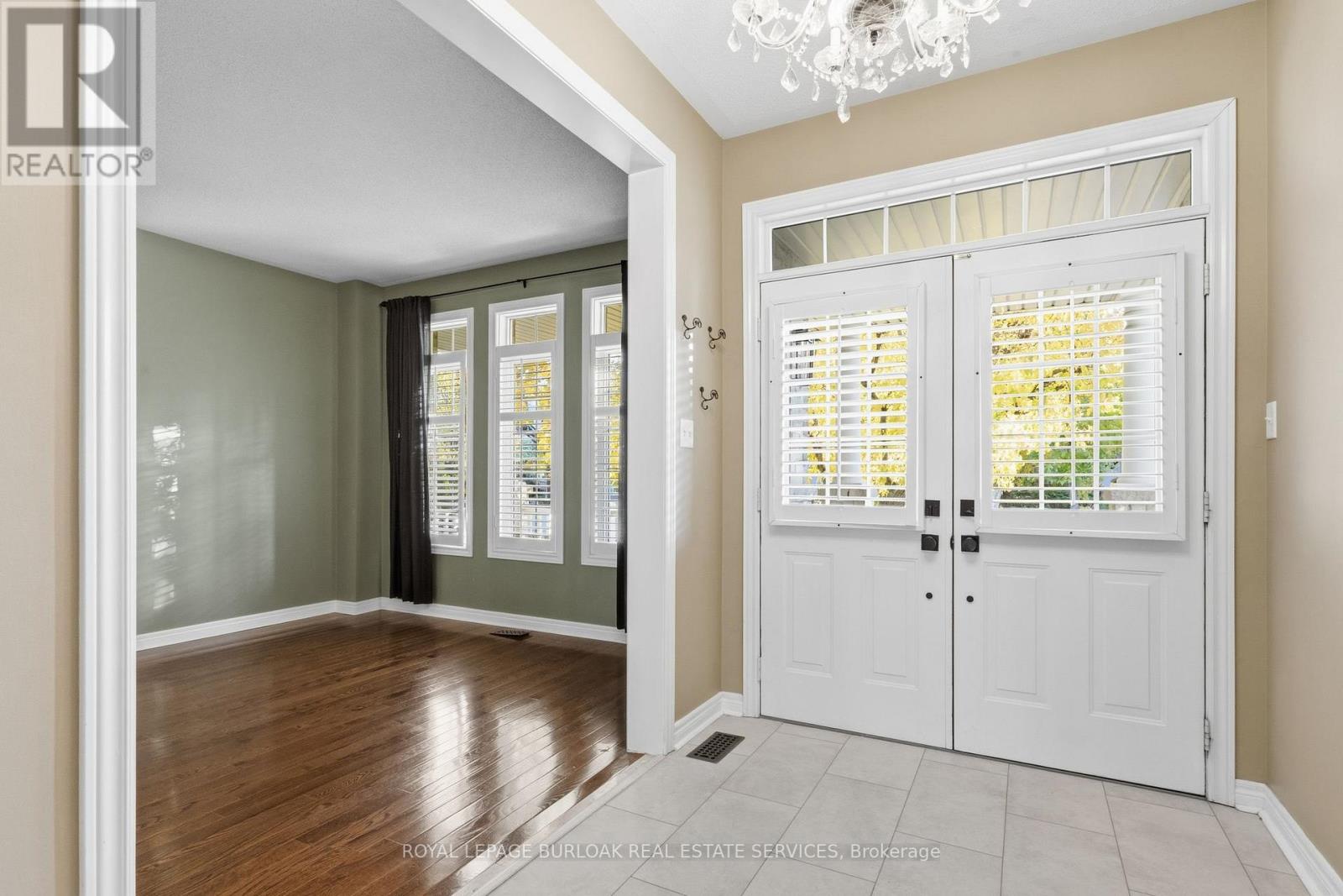 2594 Armour Crescent, Burlington, Ontario  L7M 4T3 - Photo 7 - W12519676