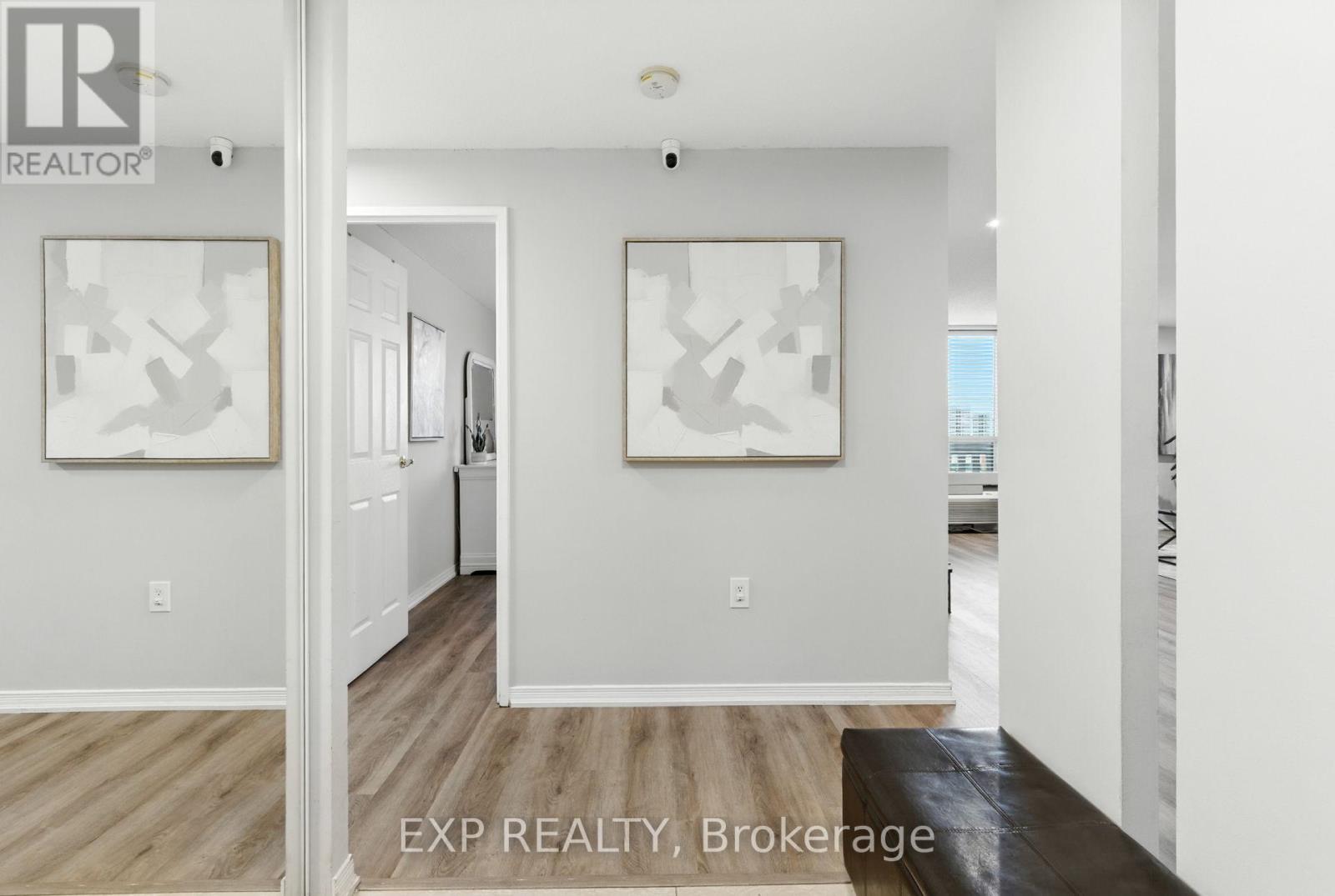 514 - 6720 Glen Erin Drive, Mississauga, Ontario  L5N 3K8 - Photo 4 - W12519690