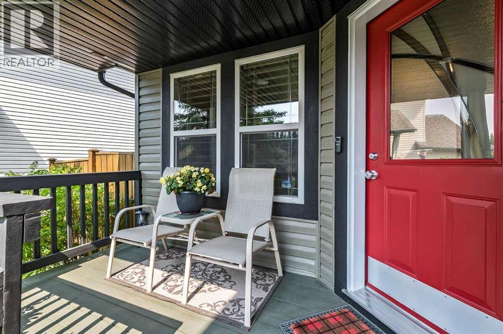 40 Sheep River Cove, Okotoks, Alberta  T1S 2G7 - Photo 3 - A2261486