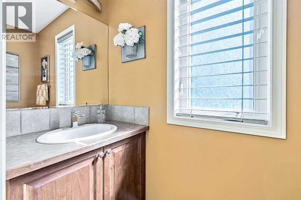 40 Sheep River Cove, Okotoks, Alberta  T1S 2G7 - Photo 17 - A2261486