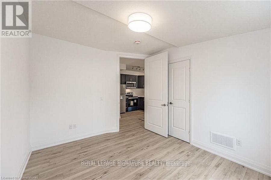 777 Beach Boulevard, Hamilton, Ontario  L8H 6Y5 - Photo 8 - X12519666