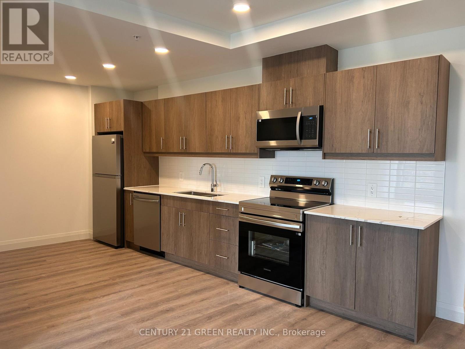 1105 - 1333 Weber Street E, Kitchener, Ontario N2A 1C2 - Photo 2 - X12519668