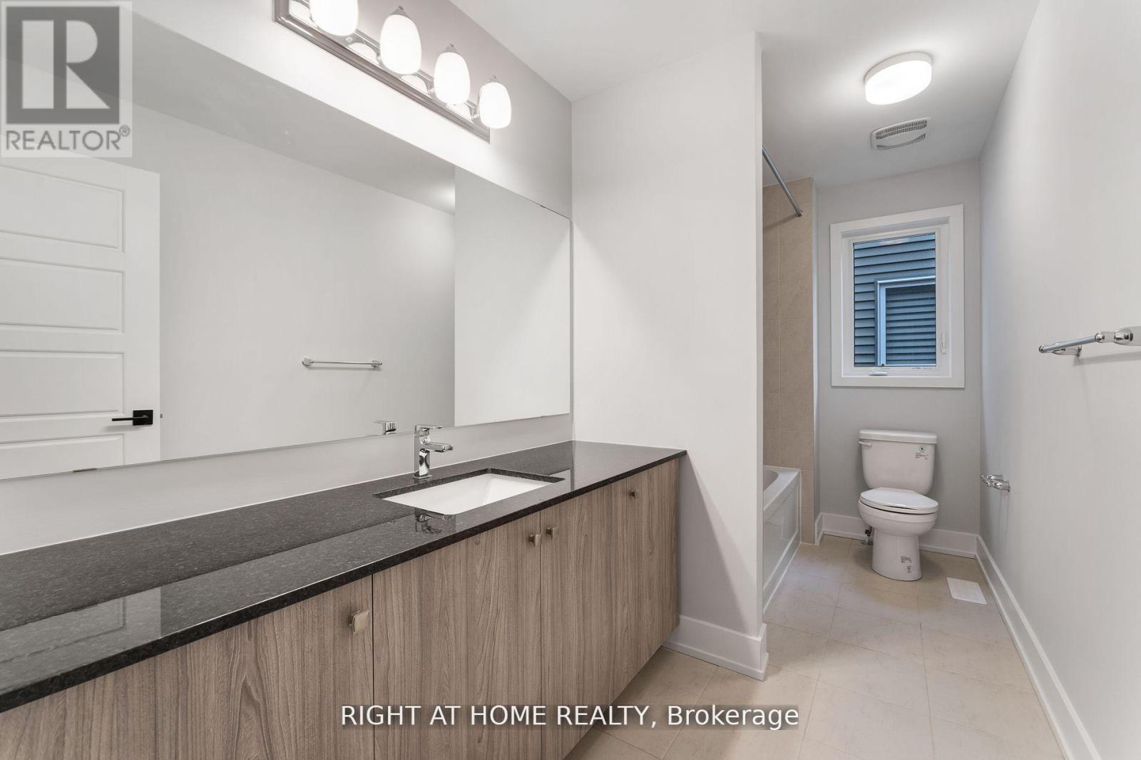 831 Derreen Avenue, Ottawa, Ontario K2S 3A7 - Photo 18 - X12519678