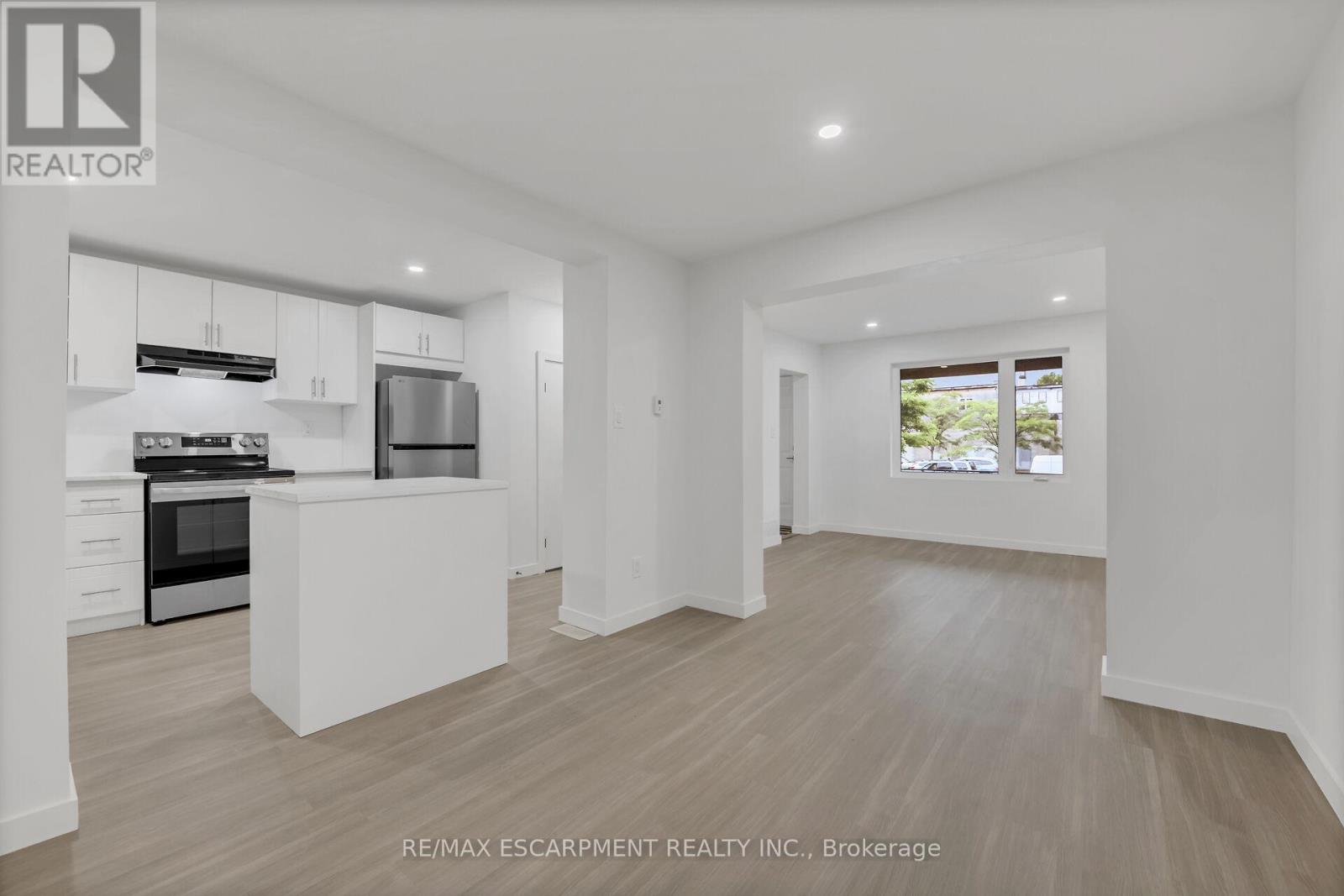 20 Crosthwaite Avenue N, Hamilton, Ontario  L8H 4T9 - Photo 13 - X12519692