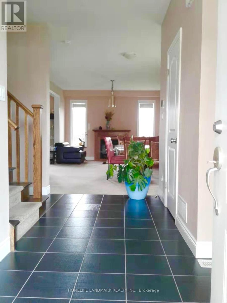 212 Westfield Place, Waterloo, Ontario N2T 2R2 - Photo 10 - X12519718