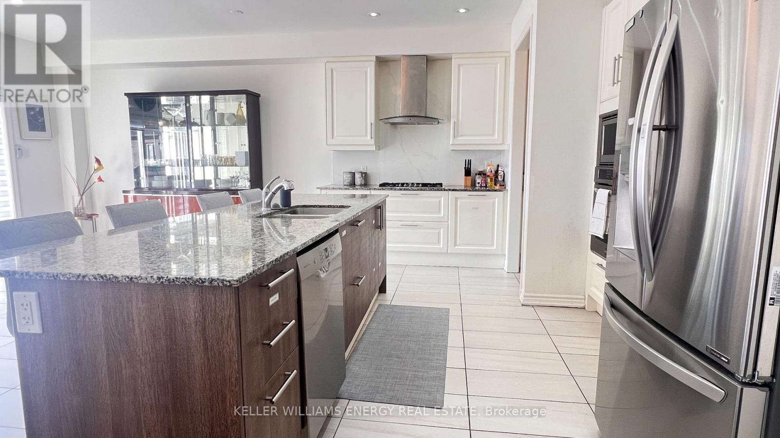 105 Elephant Hill Drive, Clarington, Ontario  L1C 0V8 - Photo 9 - E12518368