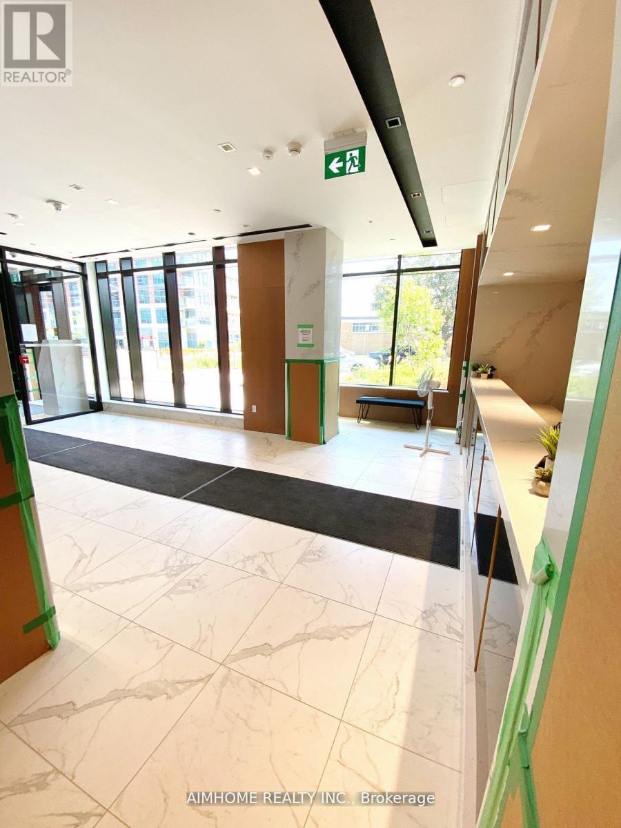 1017 - 8 Tippett Road, Toronto, Ontario M3H 0E7 - Photo 4 - C12519746