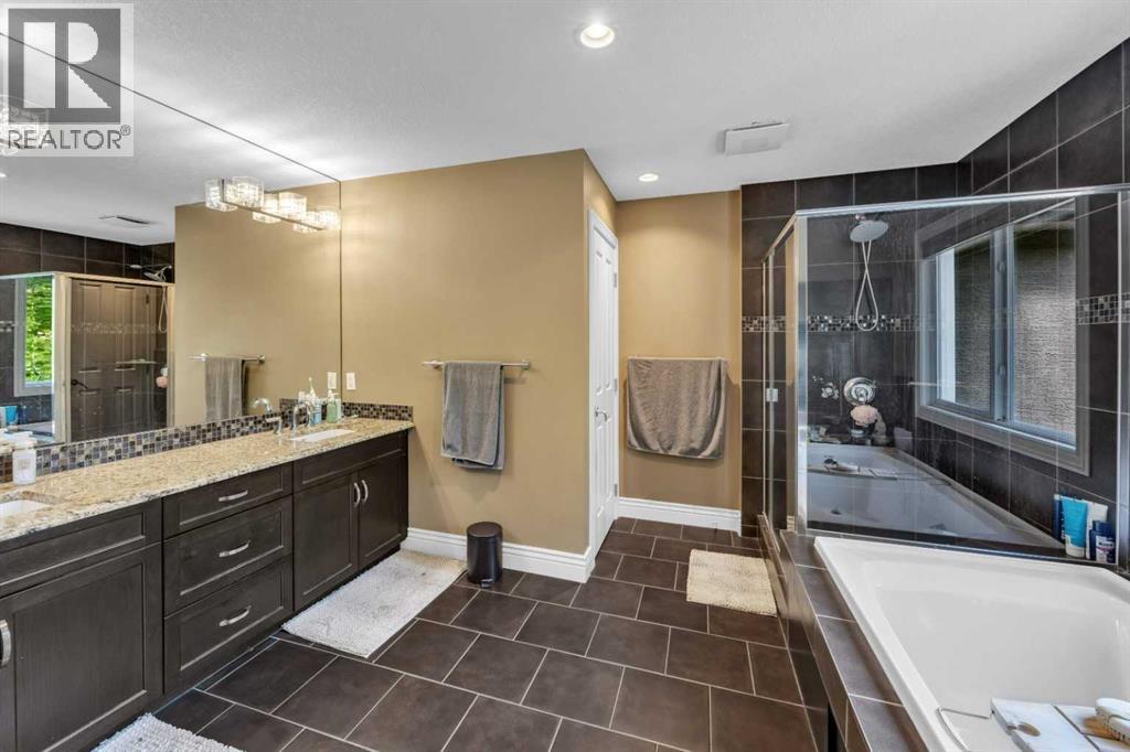 172 Panatella Crescent Nw, Calgary, Alberta  T3K 0M5 - Photo 38 - A2229897