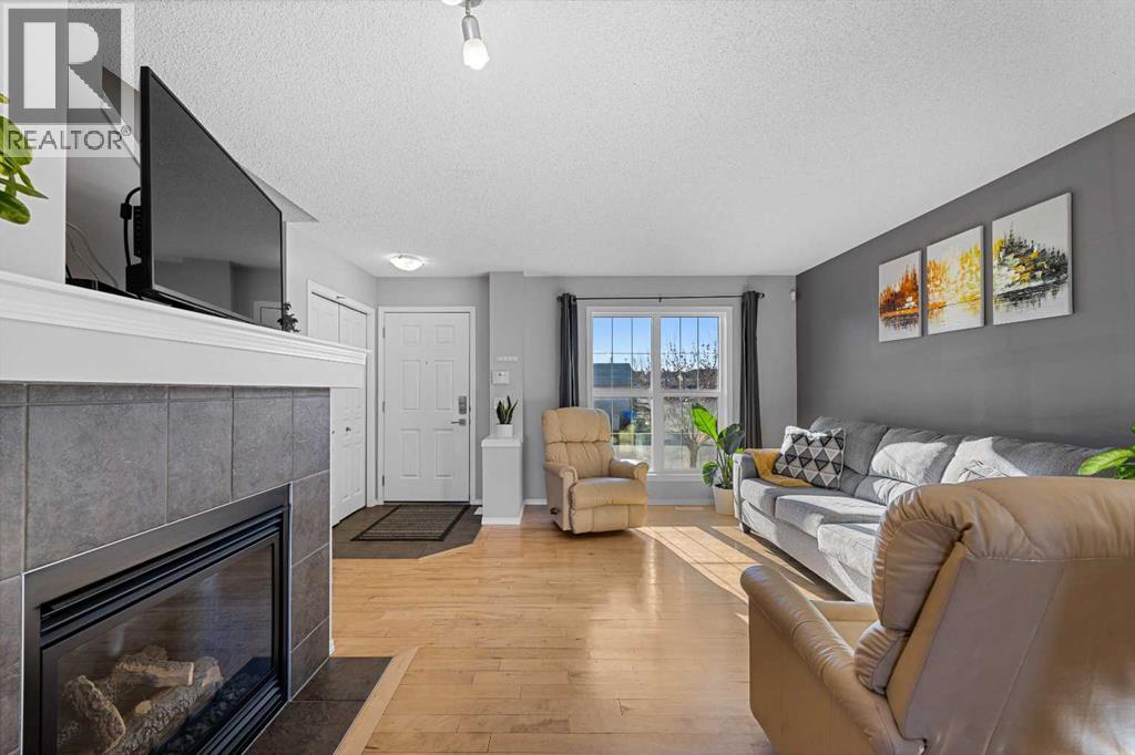 208 Elgin Meadows View Se, Calgary, Alberta  T2Z 0G1 - Photo 8 - A2268495