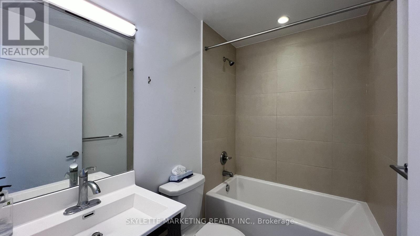 3017 - 275 Village Green Square, Toronto, Ontario  M1S 0L8 - Photo 7 - E12519760