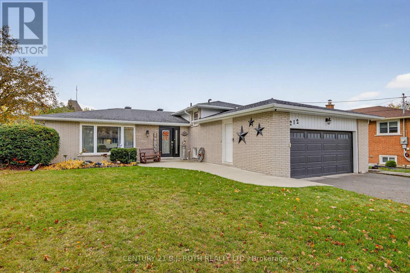 212 Church Street, Bradford West Gwillimbury, Ontario  L3Z 1R2 - Photo 2 - N12519744