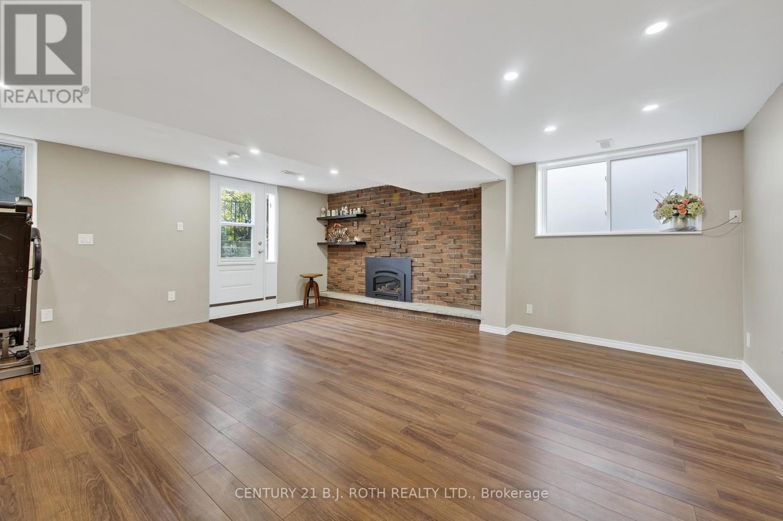 212 Church Street, Bradford West Gwillimbury, Ontario  L3Z 1R2 - Photo 30 - N12519744