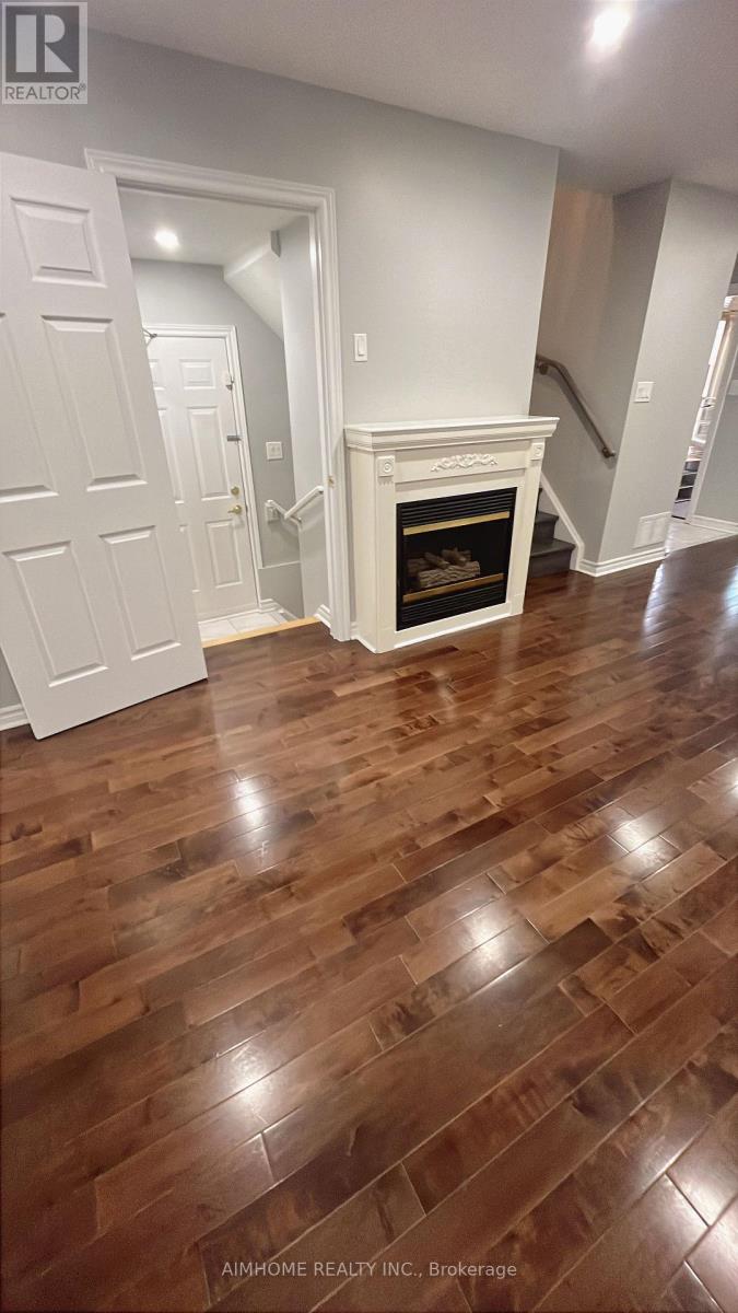 184 Milliken Meadows Drive, Markham, Ontario  L3R 0V6 - Photo 5 - N12519762