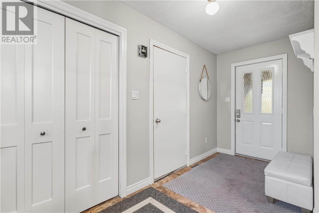 1467 Rose Court, Hanmer, Ontario P3P 1A8 - Photo 3 - 2125540