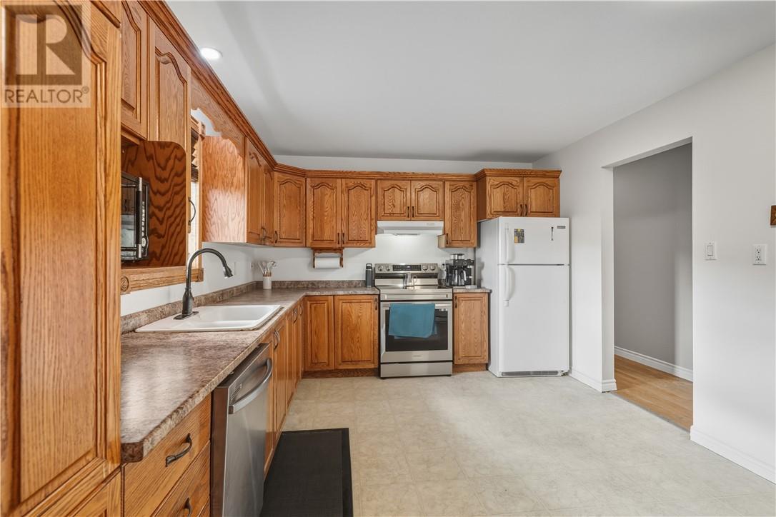 1467 Rose Court, Hanmer, Ontario P3P 1A8 - Photo 9 - 2125540