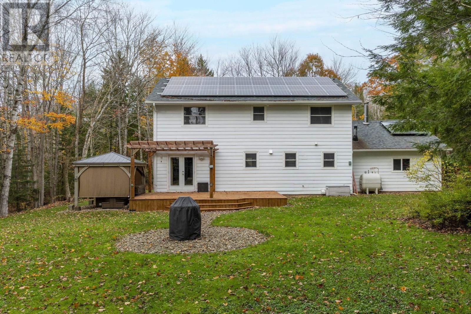 Property at 64 Carlheath image 3