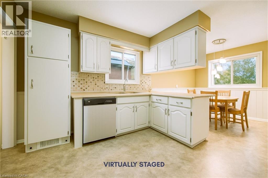 55 Cherry Hill Drive, Kitchener, Ontario  N2E 1N5 - Photo 7 - 40768800