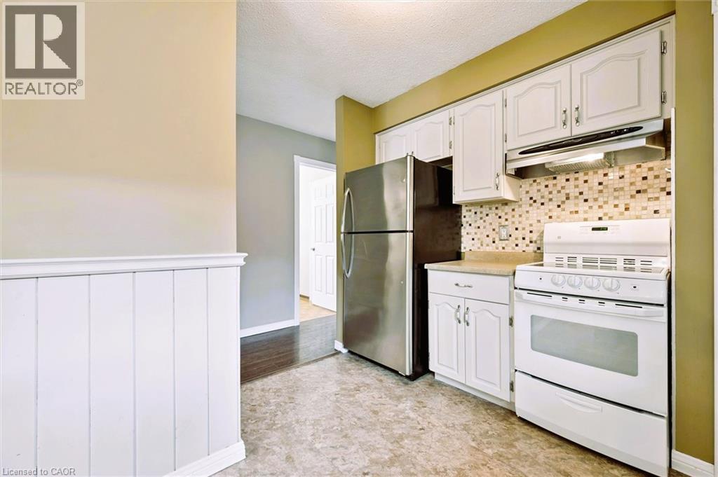 55 Cherry Hill Drive, Kitchener, Ontario  N2E 1N5 - Photo 6 - 40768800