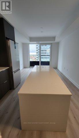 1009 - 395 Square One Drive, Mississauga, Ontario  L5B 0C6 - Photo 5 - W12519770