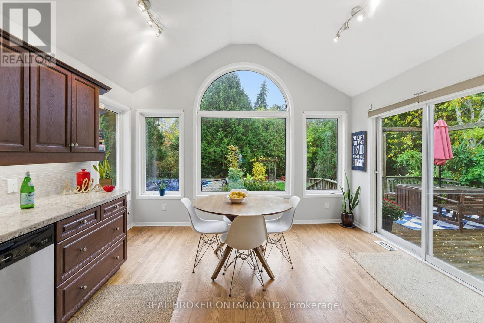 423 Donnybrook Road, Oakville, Ontario  L6J 4Y2 - Photo 11 - W12519800