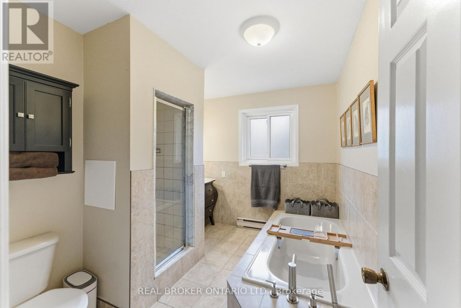 423 Donnybrook Road, Oakville, Ontario  L6J 4Y2 - Photo 15 - W12519800