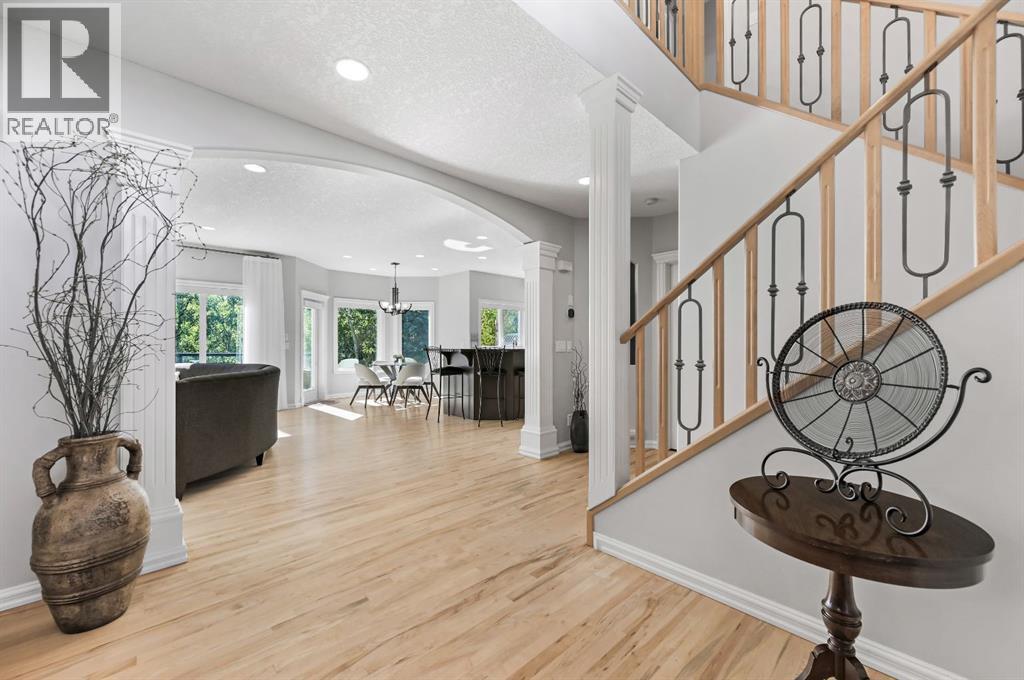 1458 Strathcona Drive Sw, Calgary, Alberta  T3H 4M2 - Photo 12 - A2259269