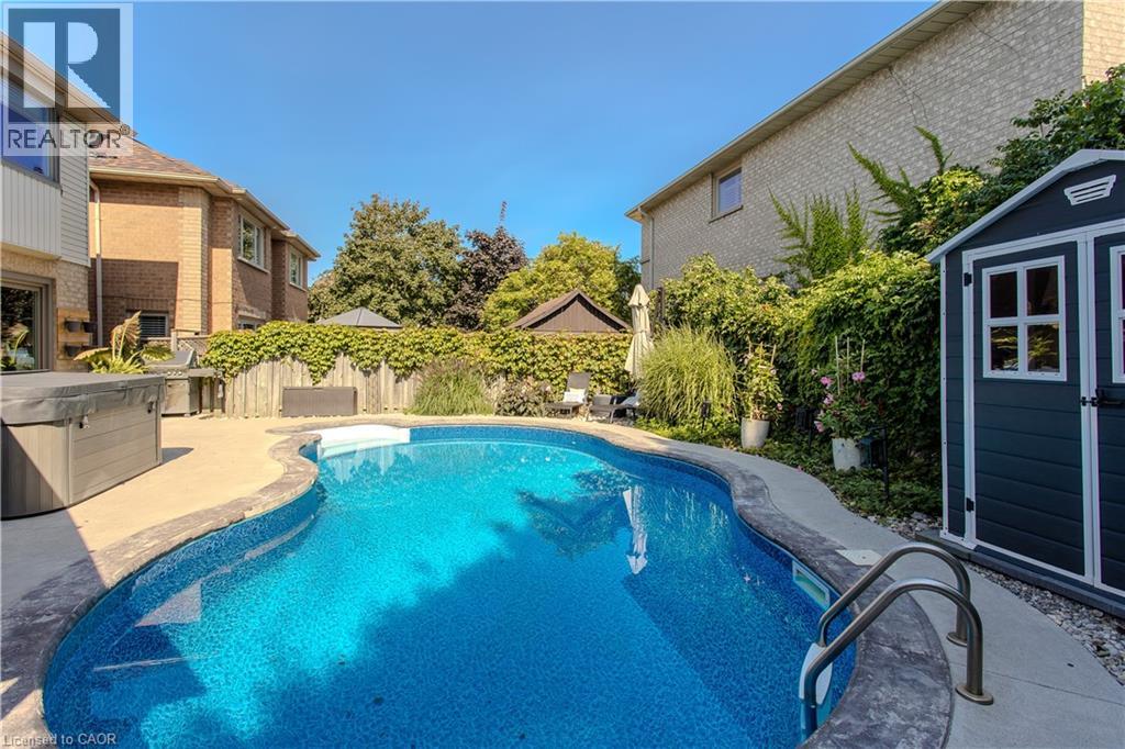 96 Laurendale Avenue, Waterdown, Ontario  L0R 2H3 - Photo 5 - 40770585