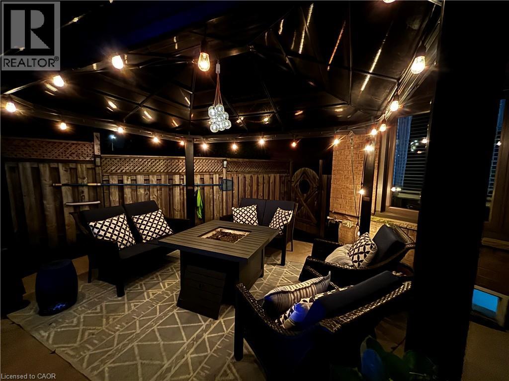 96 Laurendale Avenue, Waterdown, Ontario  L0R 2H3 - Photo 12 - 40770585